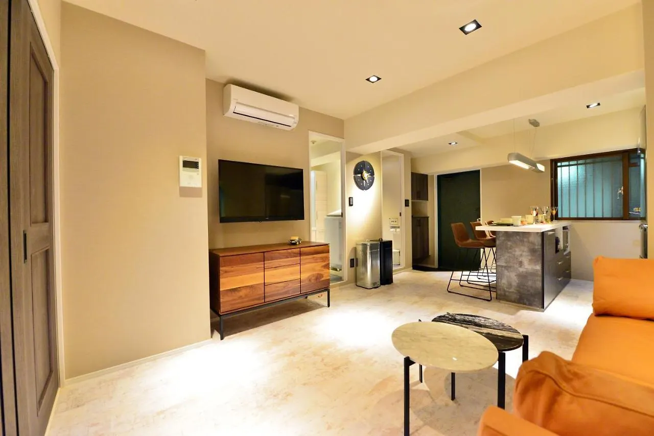 Apartment Real Life Aoyama Hotel Tokyo Japan