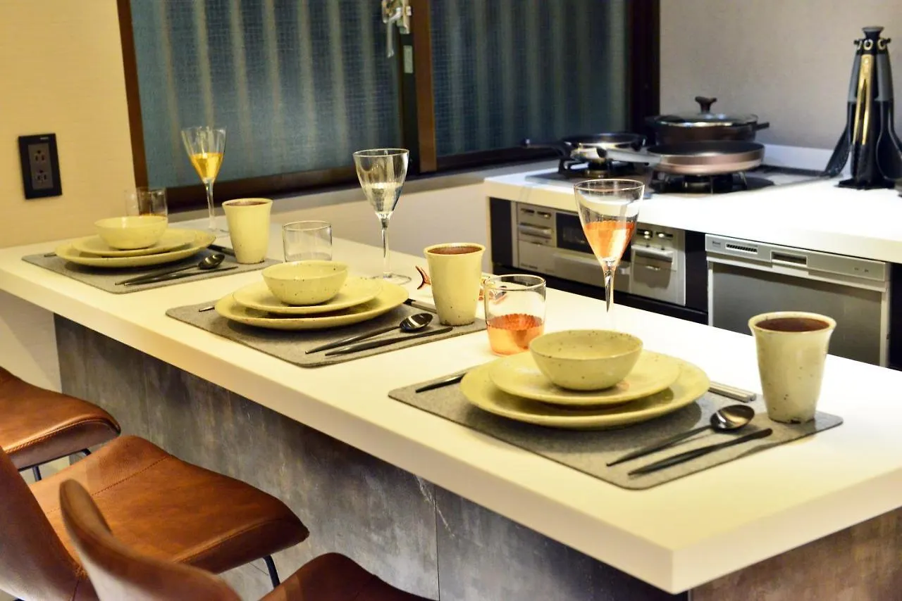 Real Life Aoyama Hotel Tokyo 0*,