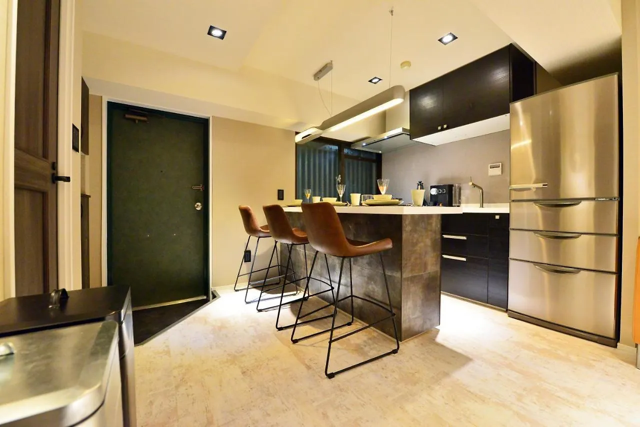 Real Life Aoyama Hotel Tokyo 0*,