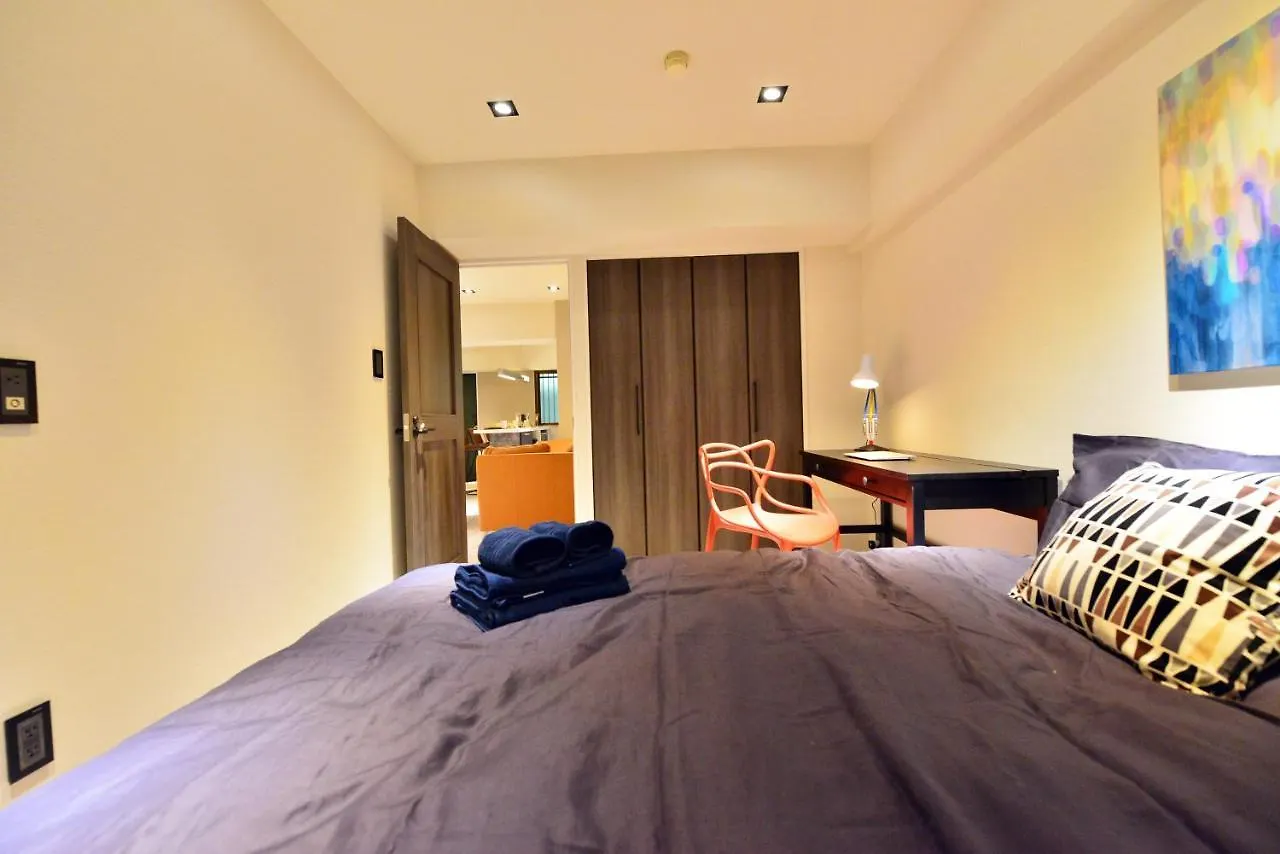 Apartment Real Life Aoyama Hotel Tokyo Japan